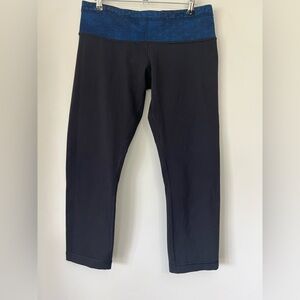 Lululemon Reversible Cropped Leggings Women’s Size 8 Gym Running Workout Active